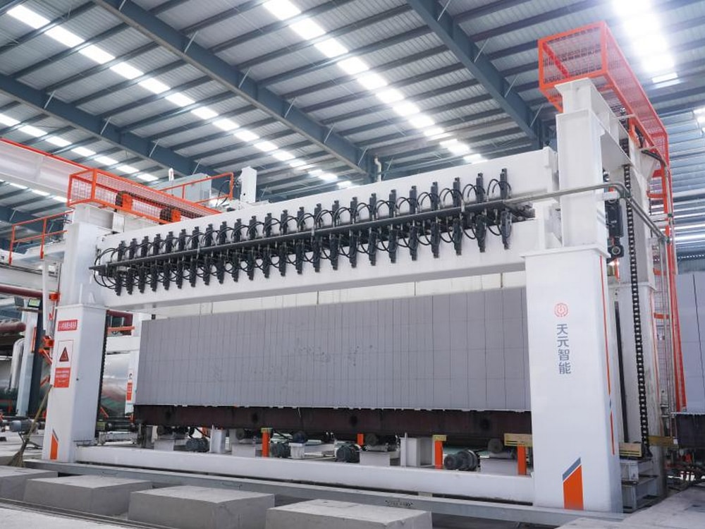 Huzhou Linghu Lingxin Wall Material Co., Ltd. Ultra Yüksek Kapasiteli Gazbeton Panel Üretim Hattı Projesi