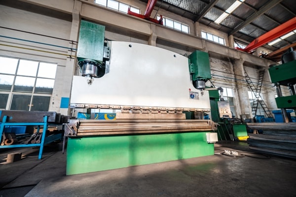 500 Ton CNC bükme makinesi