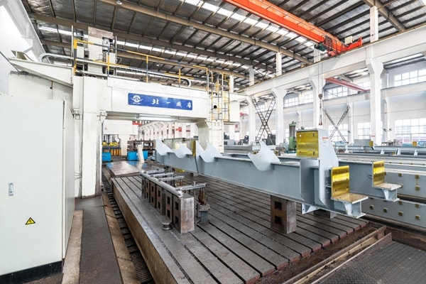 CNC kızak işleme merkezi