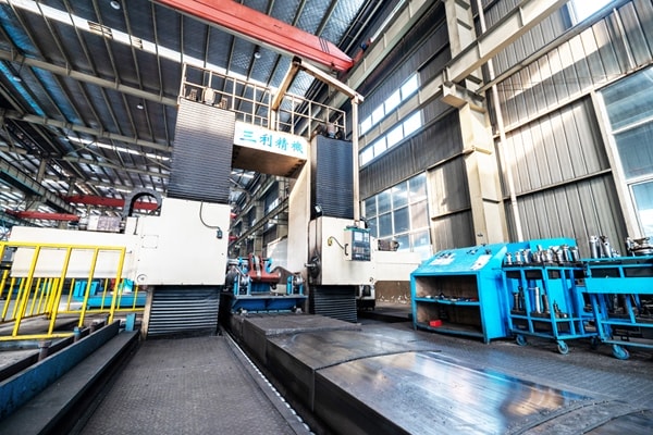 CNC çift yanlı delme makinesi